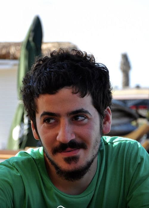 Ali: Düşlerinde Özgür Dünya