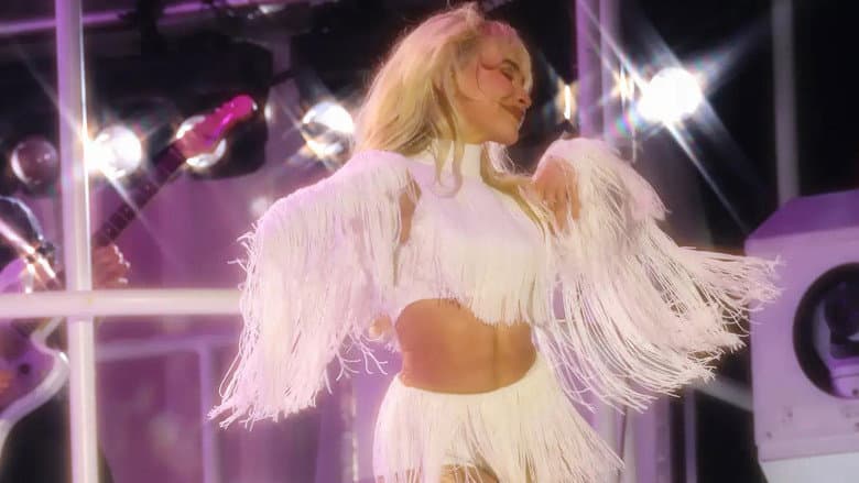 Sabrina Carpenter Live at Lollapalooza Chicago