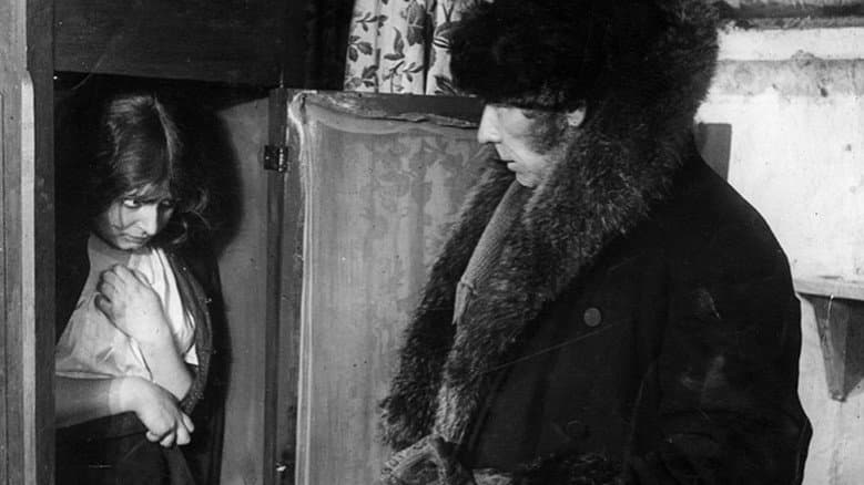 The Comediant Girl